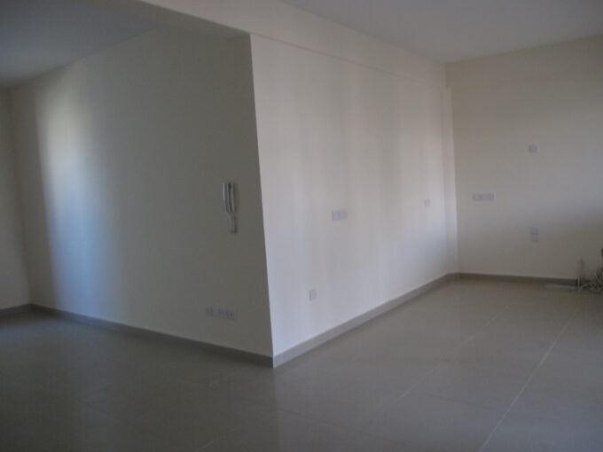 Office 115m2 in commercial building
