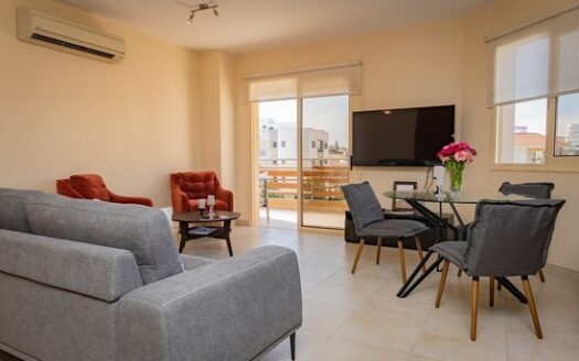 2-bedroom Flat Mesa Geitonia