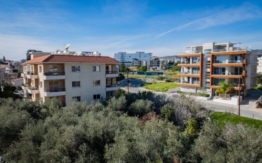 2-bedroom Flat Mesa Geitonia