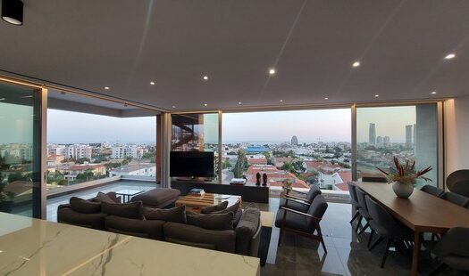 Luxury 3 bedroom penthouse with private pool – no vat