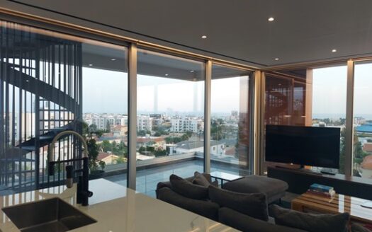 Luxury 3 bedroom penthouse with private pool – no vat