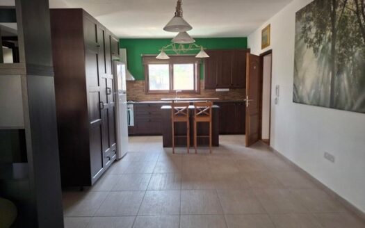 2 bedroom upper floor house in Germansogeia village