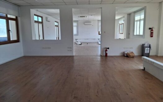 Commercial office 250m2 prime location