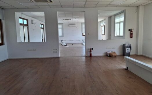 Commercial office 250m2 prime location