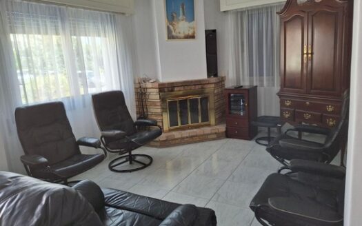 Semi Detached 3 bedroom house in Kapsalos