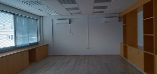 Office  190m2 in commercial building city centre