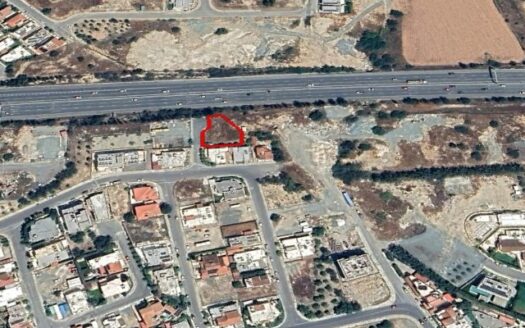 Plot in Kapsalos