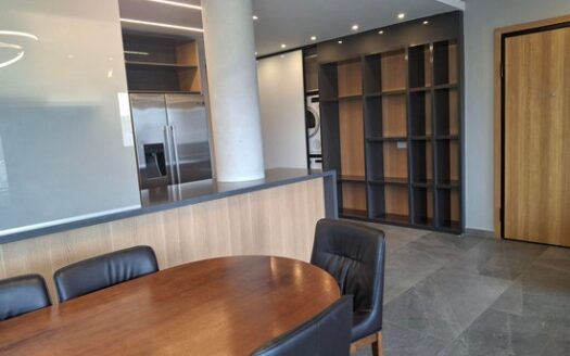 3 bedroom penthouse with rooftop jacuzzi