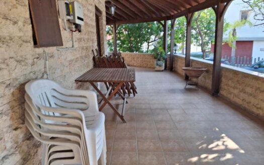 4 bedroom spacious house in the Neapolis furnished