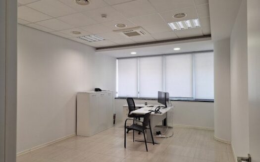 Luxurios office 140m2 Agia Zoni near the courts