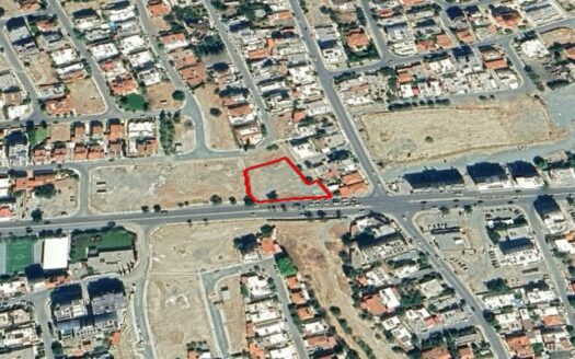 Commercial and residential plot in Kapsalos