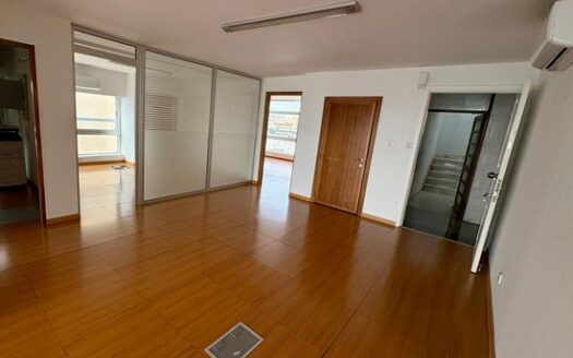 Office 110m2 Agia Zoni  in the heart of Limassol