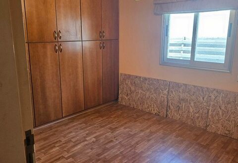 3 bedroom detached bungalow with pool and garden