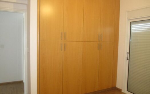 3 bedroom with electrical appliances