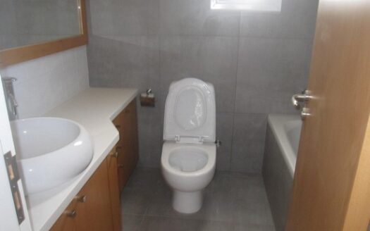 3 bedroom with electrical appliances