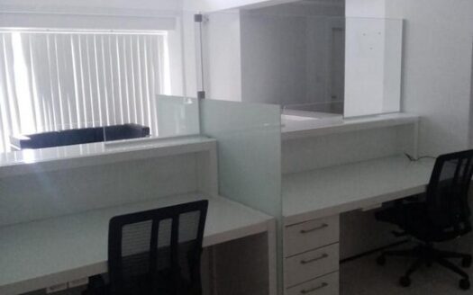 Stunning 3 bedroom spacious apartment with gym and pool