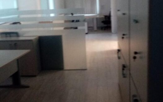Stunning 3 bedroom spacious apartment with gym and pool