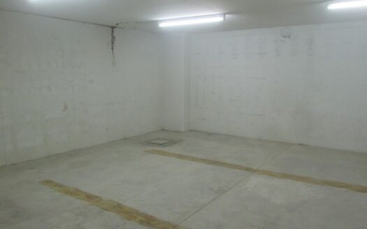 Underground warehouse 165m2 in Kapsalos