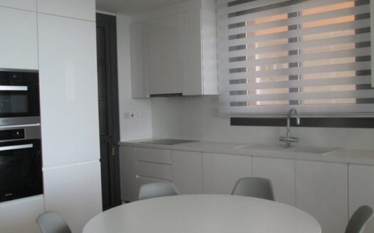 3 Bedroom spacious beachfront apartment furnished with pool, sauna and gym