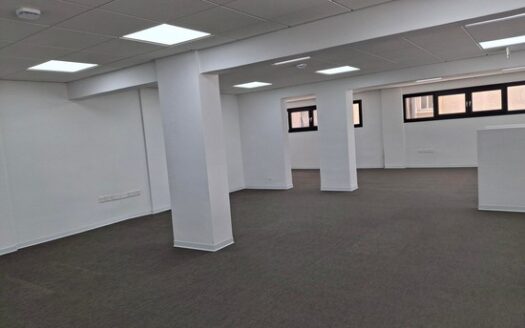 Ground floor offices 310m2 prime location under full renovation
