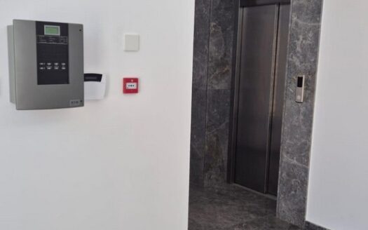 Brand new offices 250m2 prime location