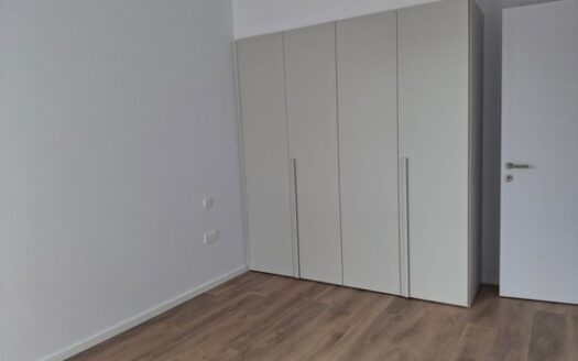 Luxury spacious 3 bedroom apartment in the city center