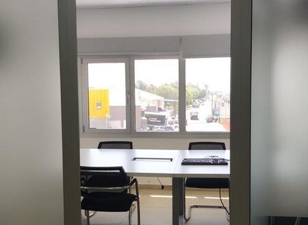 320m2 office area near the New Port