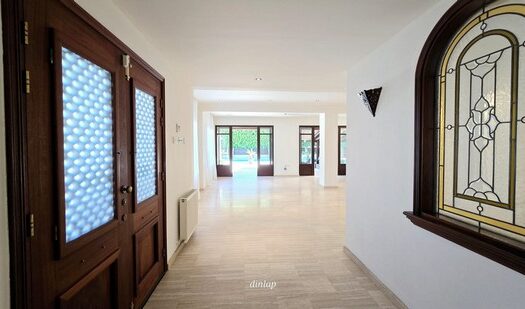 Detached villa 5 bedrooms with private pool