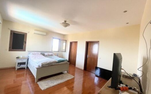 5 Bedroom villa with private pool – stunning view