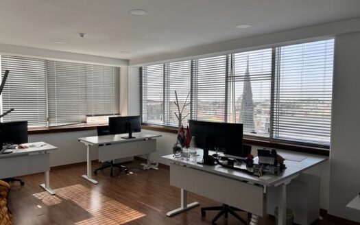220m2 office on Spyrou Kyprianou