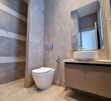 On the beach side Luxury 2 bedroms plus separate staff room
