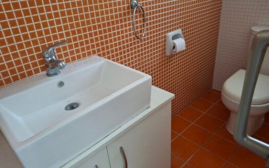 Bungalow 4 Bedroom House in Ekali with electrical appliances & photovoltaics