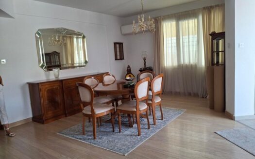 3 Bedroom well built house in Ekali furnished with photovoltaics
