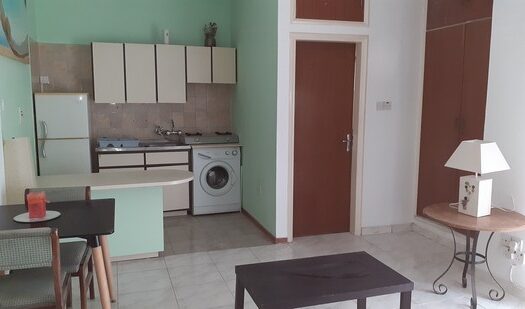 Studio Apartment near the Sea