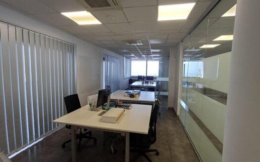 Luxury Whole Floor Office 800m2 prime location