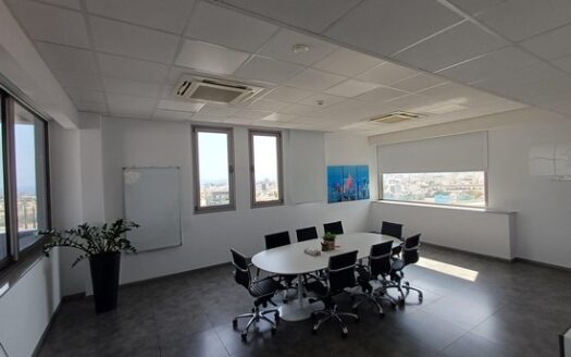 Luxury Whole Floor Office 800m2 prime location