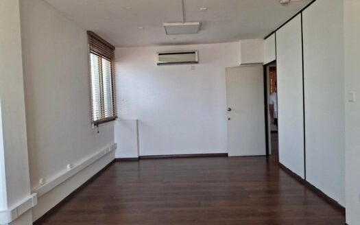 Office 165m2 in Agia Zoni