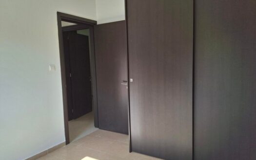 2 Bedroom spacious apartment in Zakaki furnished or unfurnished