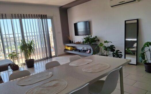 2 bedroom apartment furnished with electrical heating in Polemidia