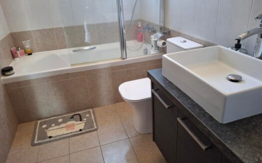 2 bedroom apartment furnished with electrical heating in Polemidia