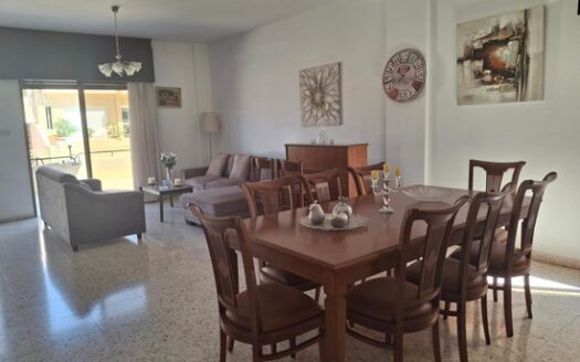 Detached 3 bedroom plus office of 4th bedroom in Mesa Geitonia