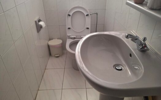 Detached 3 bedroom plus office of 4th bedroom in Mesa Geitonia
