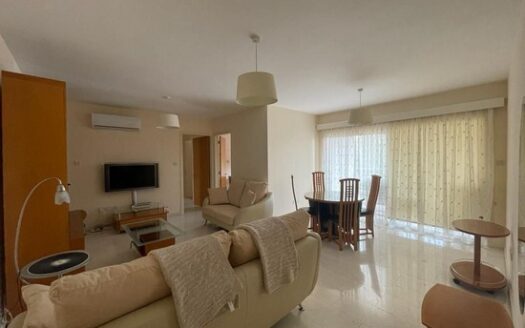 3 bedroom spacious apartment fully furnished walking distance to Limassol Marina