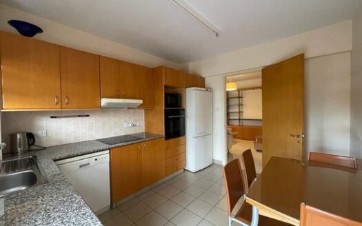 3 bedroom spacious apartment fully furnished walking distance to Limassol Marina