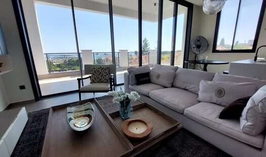 On the beach side Luxury 2 bedroms plus separate staff room stunning sea views