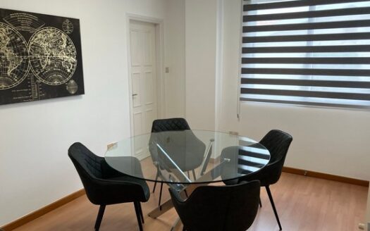 Office 87m2 furnished office central area