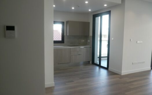 3 bedroom spacious apartment with electrical appliances and underfloor heating
