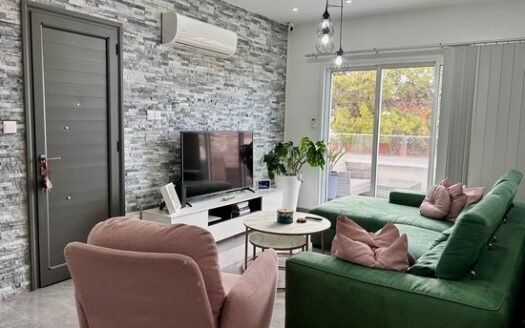 3 bedroom upper floorwith thermal insulation and photovoltaics