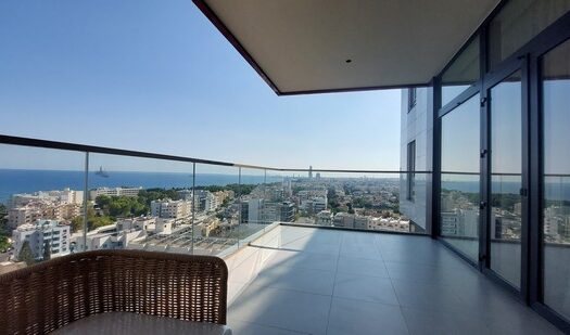 Boutique apartment 3 bedrooms with stunning sea views and facilities