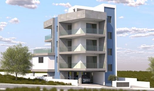 Whole floor 3 bedrooms in a small building of only 3 apartments